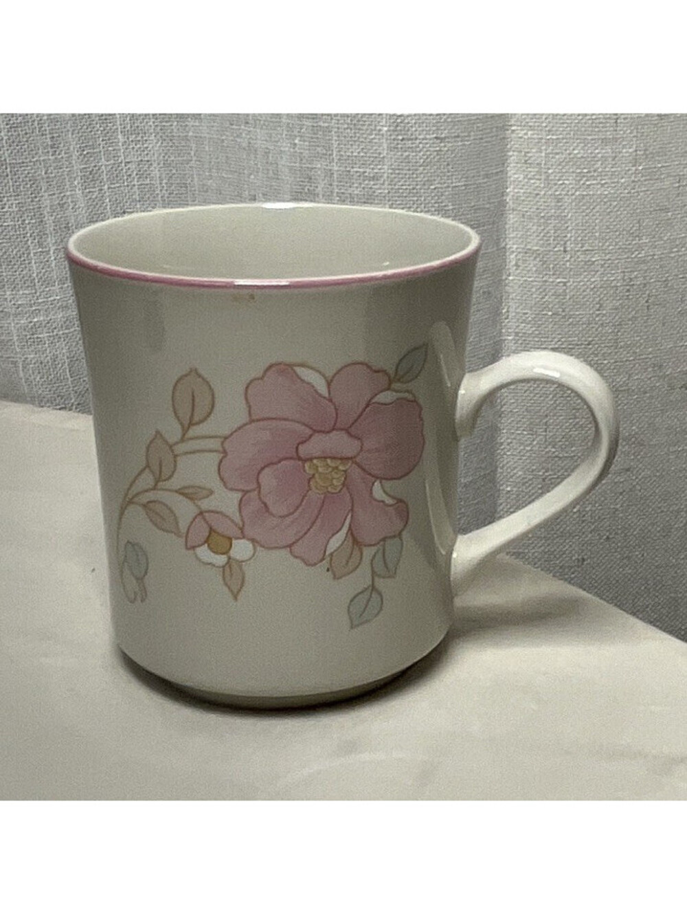 China Pearl Stoneware Floral Mug w/ Handle Made in China 1988